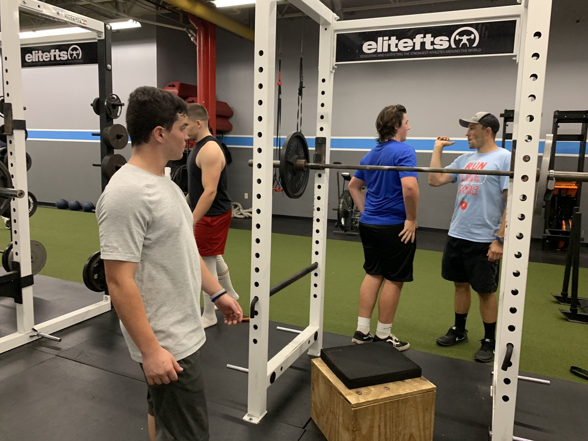 MHS___Football's tweet photo. Great workout today at @TrainVeritas   . Thanks for hosting the athletes! https://t.co/0sKMXfuhuR