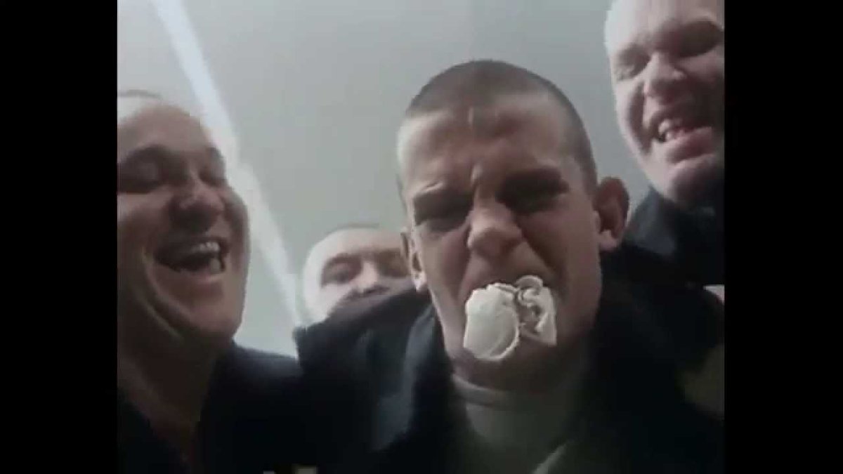 ebet-svoyu-mobilnie-semki-pro-opushennih-v-tyurme-video-saymon