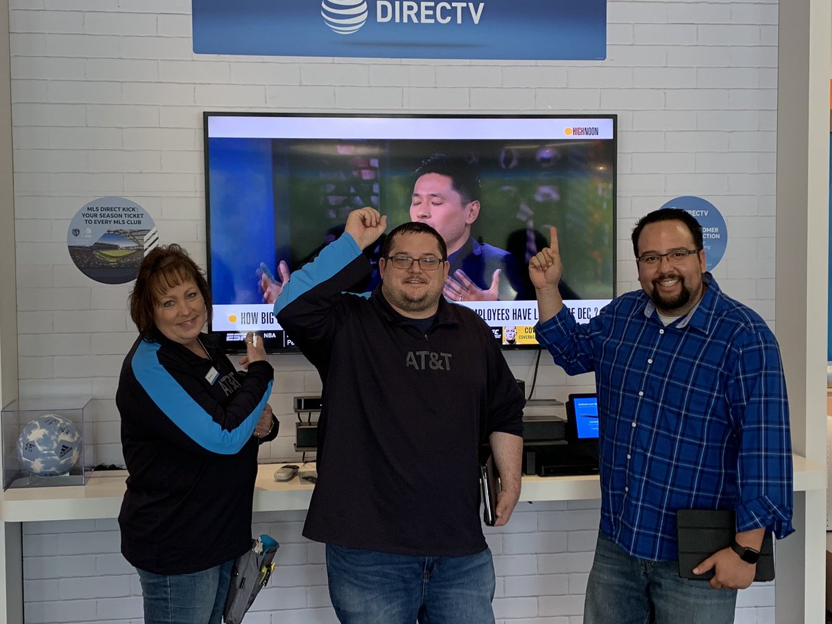 AaronWilliamsKC's tweet image. Getting ready for a great month in protection, thanks to our partner @ProTechJesus. Today was about how protection helps our customers with our other products like #DIRECTV @jc1087 @jennwade_ @ProTech_Nanci @CR_ProTech @CalebEwing06 #MoKanDo #POWERcentral 
#KAMO #Hunting4Number1