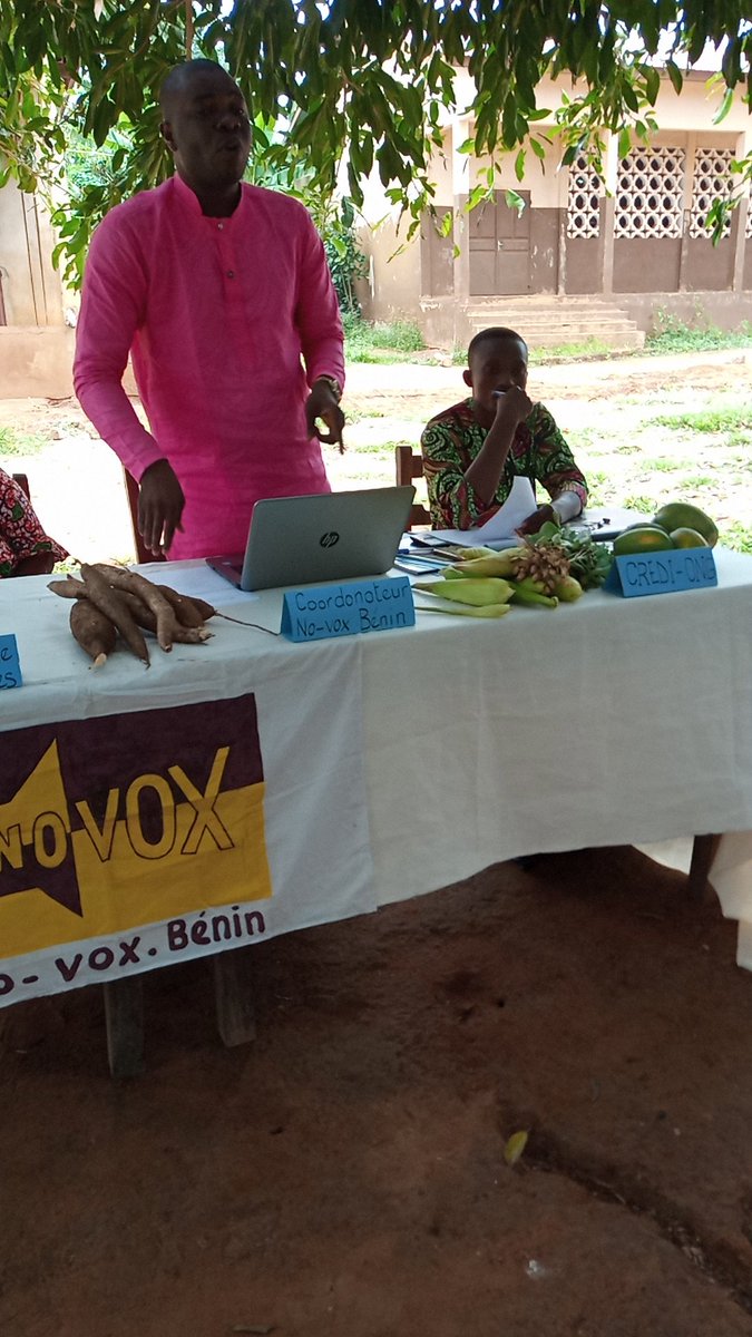 LucExpedit's tweet photo. Les images de la rencontre d'échange avec les  organisations rurales et paysanne membre du réseau No-vox Benin en prélude à la célébration des 59 ans indépendance du Bénin sous le thème: souveraineté alimentaire et l'indépendance du Bénin: la voix des organisations rurales. https://t.co/JjQrwZK27U