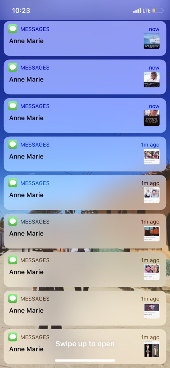 becfraley's tweet photo. The only communication between my sister and I is every Monday night in the form of bachelorette memes. Am I mad? No https://t.co/dnl2vOiRst