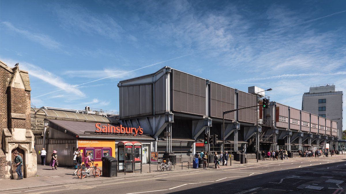 Grimshaw's "unapologetically futuristic" Sainsbury's supermarket has been awarded heritage status: at.dezeen.com/2OuWxw0