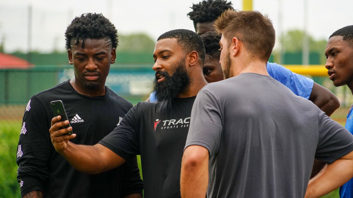 Traction Sports Football tweet media