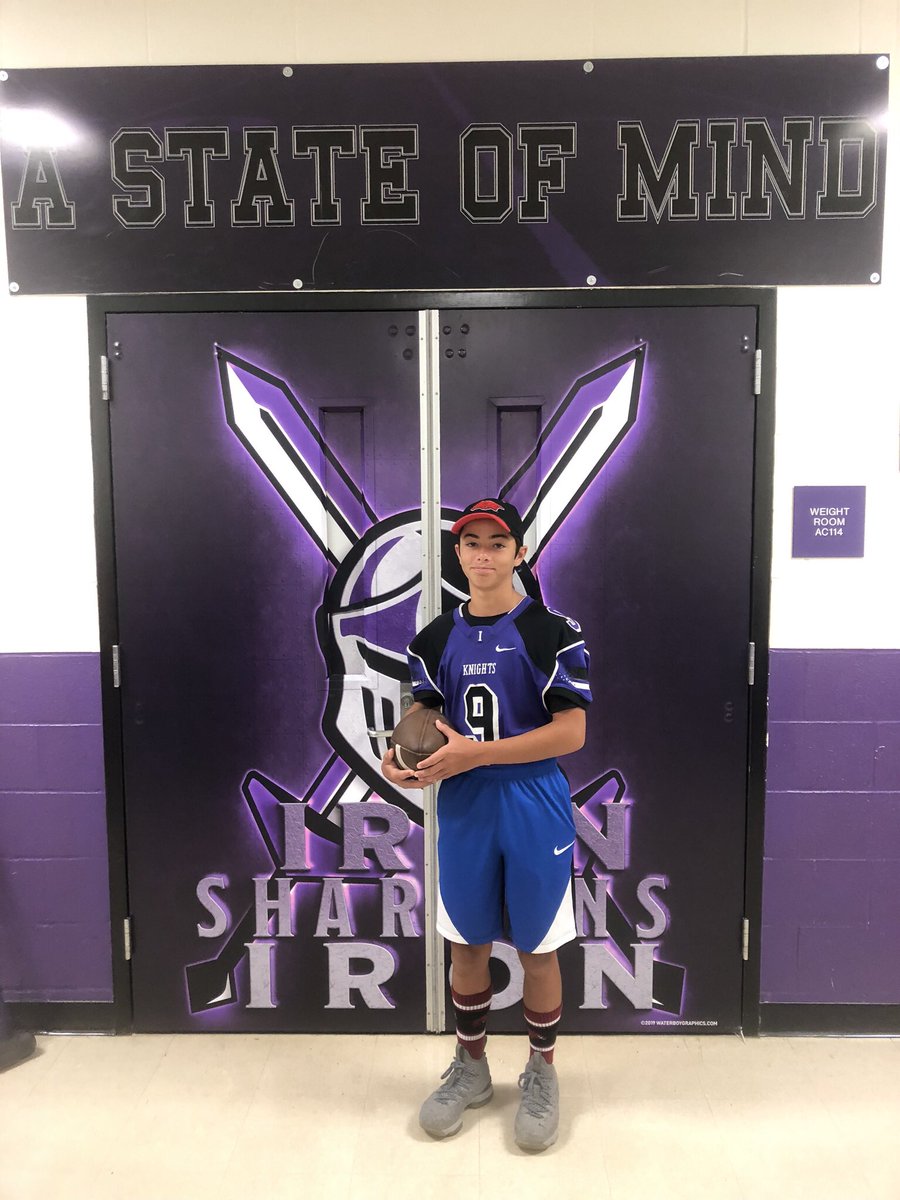 IHSKnightsFB's tweet image. What a great camp his week! Record attendance for Knight camp! #Som #Knightspeed