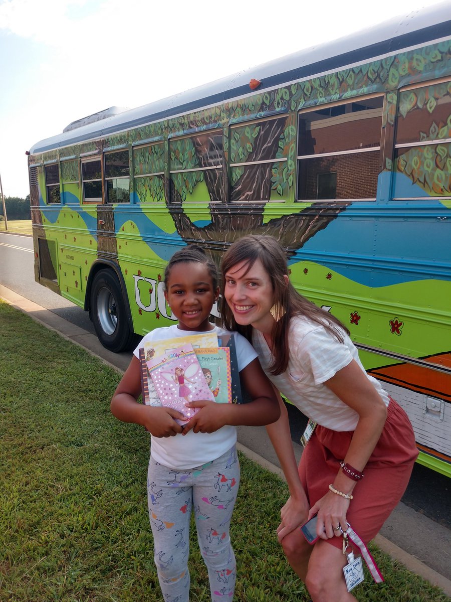 kinderdab's tweet photo. Great seeing the UCPS Book Bus in action today and seeing our Hawks enjoying their new books! @NewTownES https://t.co/ZKFU6v8IC5