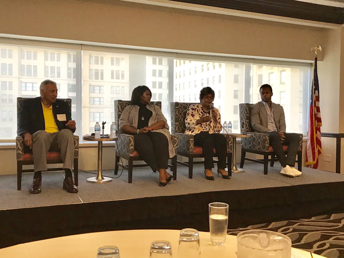 Bravo @WillAllenWAF <a href="/yvonneccook1/">Yvonne Cook</a> <a href="/ValaidaF/">Valaida Fullwood</a> #RonLawrence <a href="/IronCross2012/">Pastor Cornell Jones</a> <a href="/POISEFOUNDATION/">POISE FOUNDATION</a> on a great discussion #Let’sBuild #bpm2019