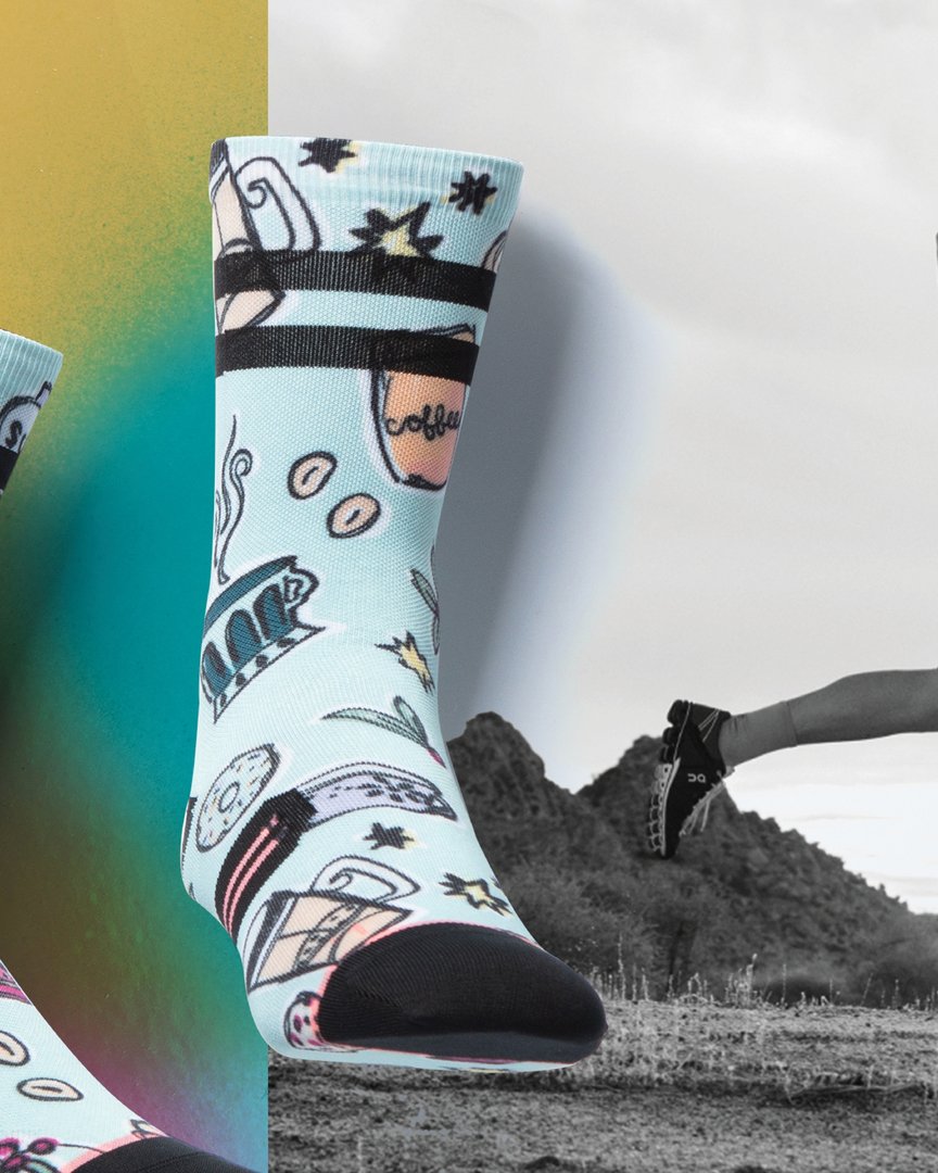 stance's tweet photo. Post-run pick-me-up ☕️
There's nothing like a little caffeine in the morning to get you on your feet; you can take @fleshmanflyer's word for it. Lauren's newest signature design for #StanceRun is available now in Crew and Tab.👇
https://t.co/lMYZ9cnNlu
#PunksandPoets https://t.co/Iy9WVJE1lA