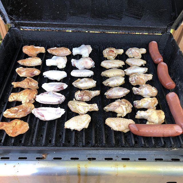 pulvey's tweet photo. Today is our wing day. https://t.co/iSL7usMZ6T