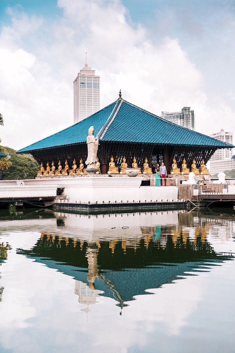 ShangriLaCMB's tweet photo. Shangri-La Hotel, Colombo is a perfect place from which to discover Colombo. We suggest you start with the Gangaramaya Temple, a short five-minute drive away #DiscoverColombo https://t.co/thCrDPrGRF