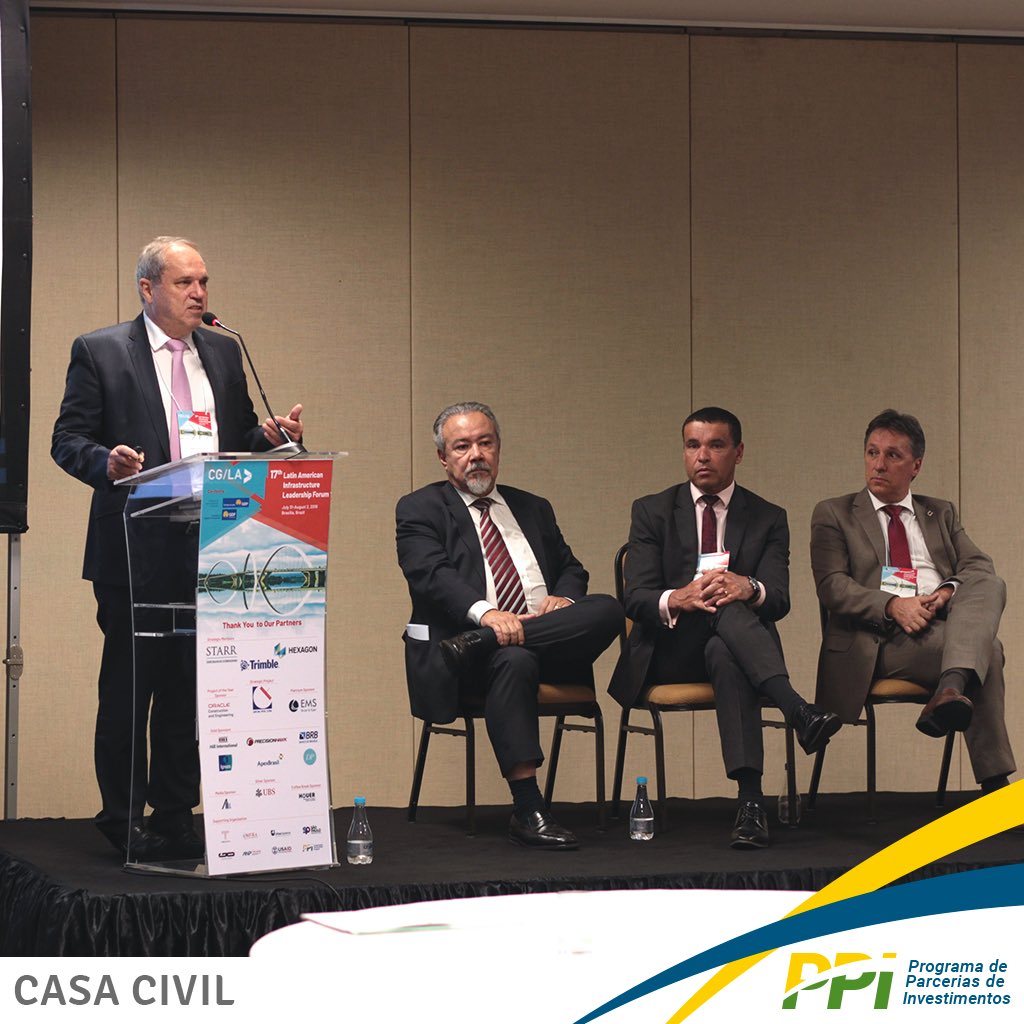 ppinvestimentos's tweet photo. Para o Project Panel: Energy and Water o representante do #PPI/@casacivilbr , o Assessor Técnico, Odenir José, falou sobre o leilão de instalações de linhas de transmissão em 10 estados. #LALF17 #ThinkInfra https://t.co/WUfWD980ji