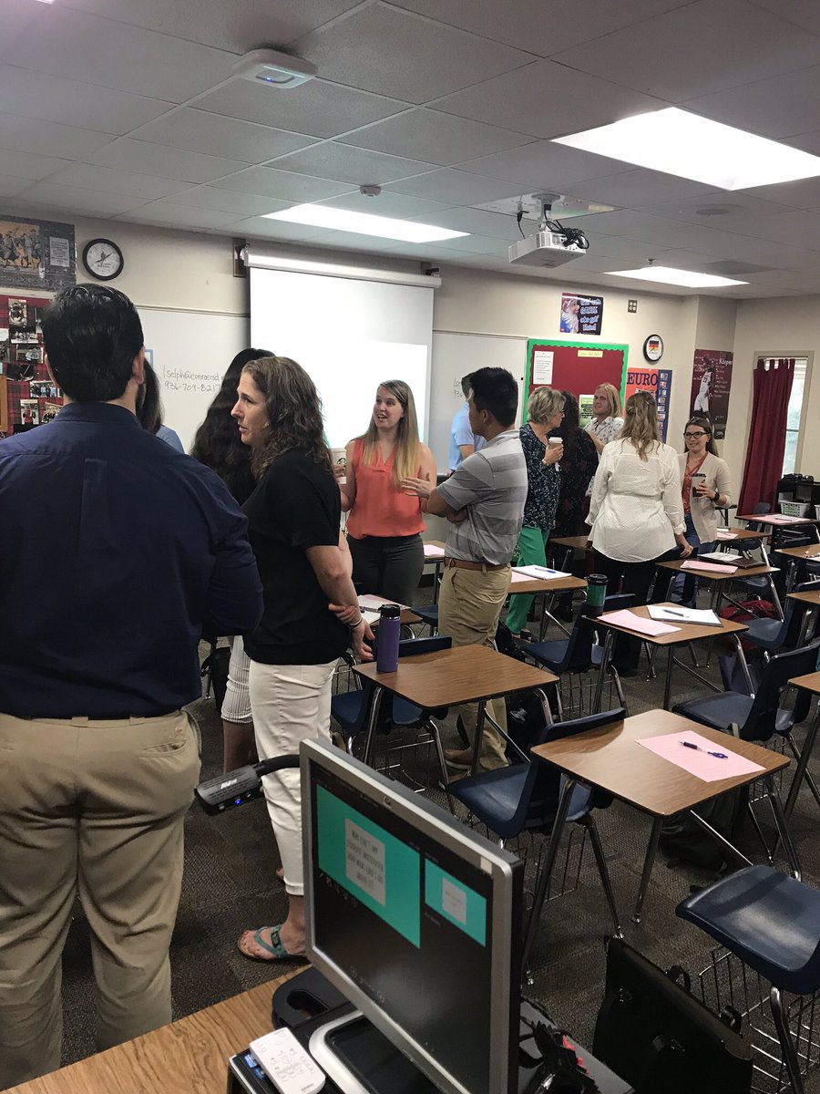 Natascha_Webb71's tweet image. Learning how to motivate students with Lisa Selph! #introtocisd #CISDPBIS #conroeisd