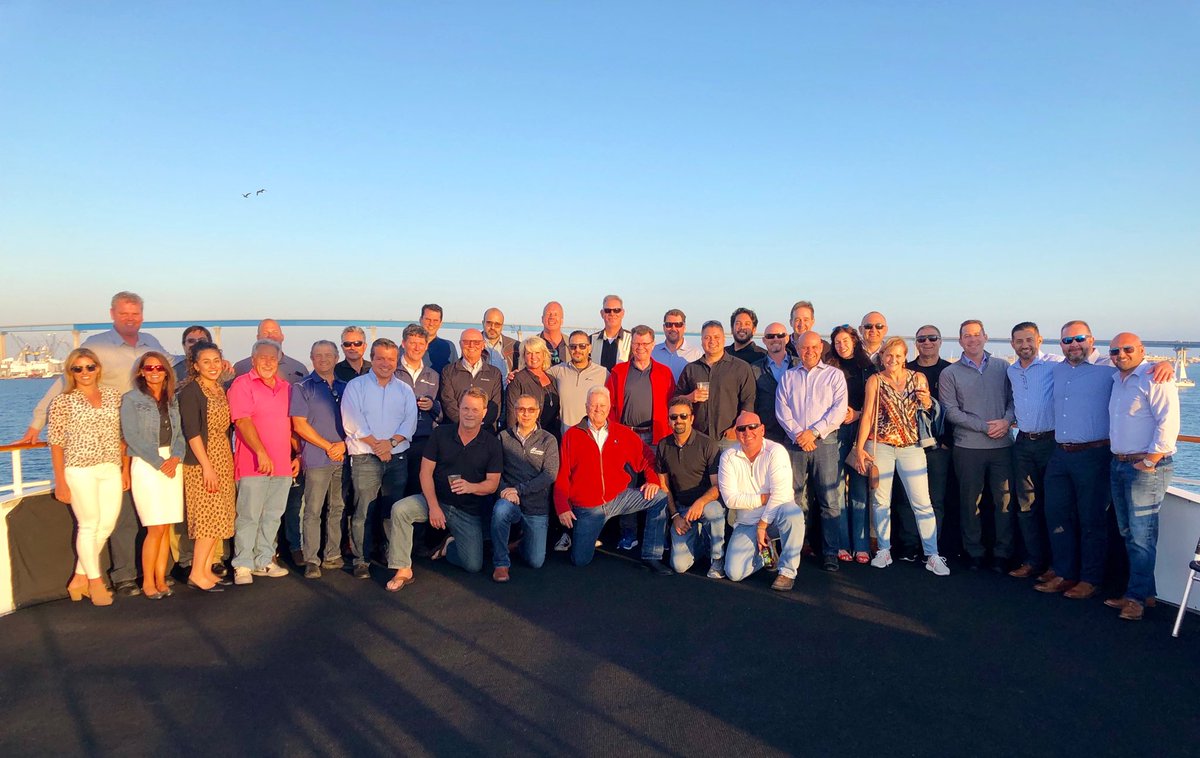 EricWittmannCX's tweet photo. Leadership team West, San Diego, working on building a better future, passion, commitment and excellence #BestInTheWest ⁦@CEMEX_USA⁩ https://t.co/c83wKceBIg