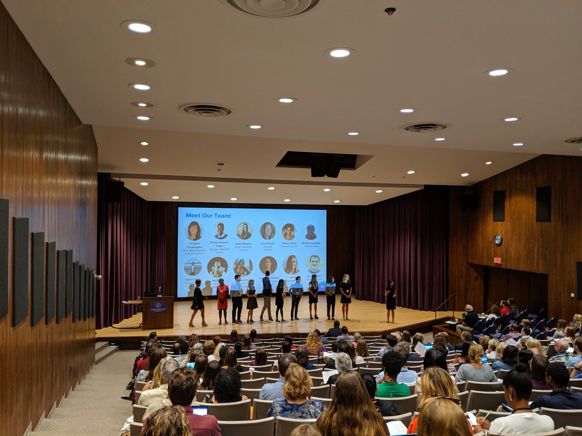 honsololam's tweet photo. Thank you @joinHandshake team for a great #handshakemeetup2019 https://t.co/0p3vQPNAl9