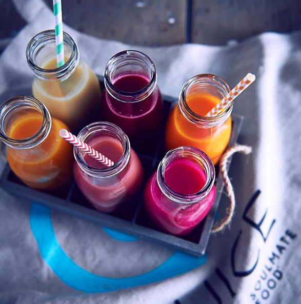 Juice plans can be compared to giving your car a well-needed oil change. Every so often, engines require an oil change, even if the car is being looked after. Why? Over time, parts of the system can become clogged with nasty residue which needs flushing out #soulmatefood #juice