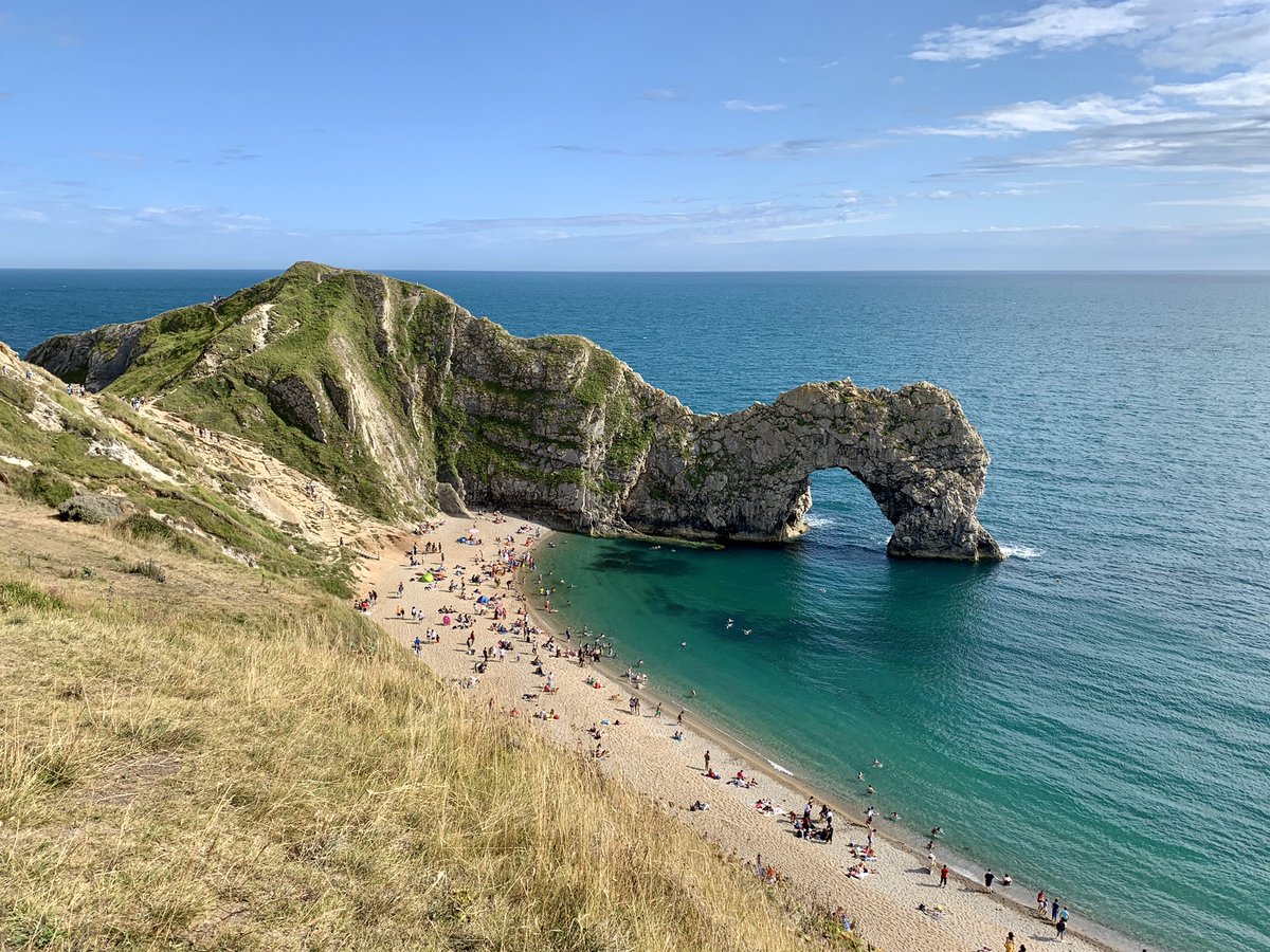 tomsabin's tweet photo. Despite our holiday to Norway being cancelled last week (all thanks to @British_Airways), we decided to explore South England and Wales instead https://t.co/zuVEg4yqXn