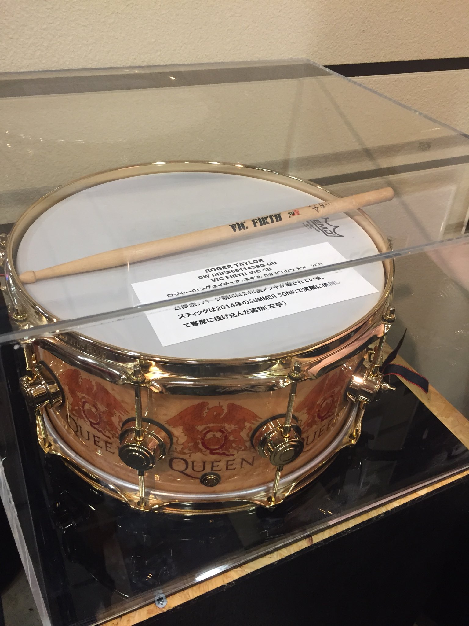 QUEEN クイーン 直筆サイン ロジャー テイラー Roger Taylor QUEEN クイーン 直筆サイン ロジャー テイラー Roger Taylor QUEEN