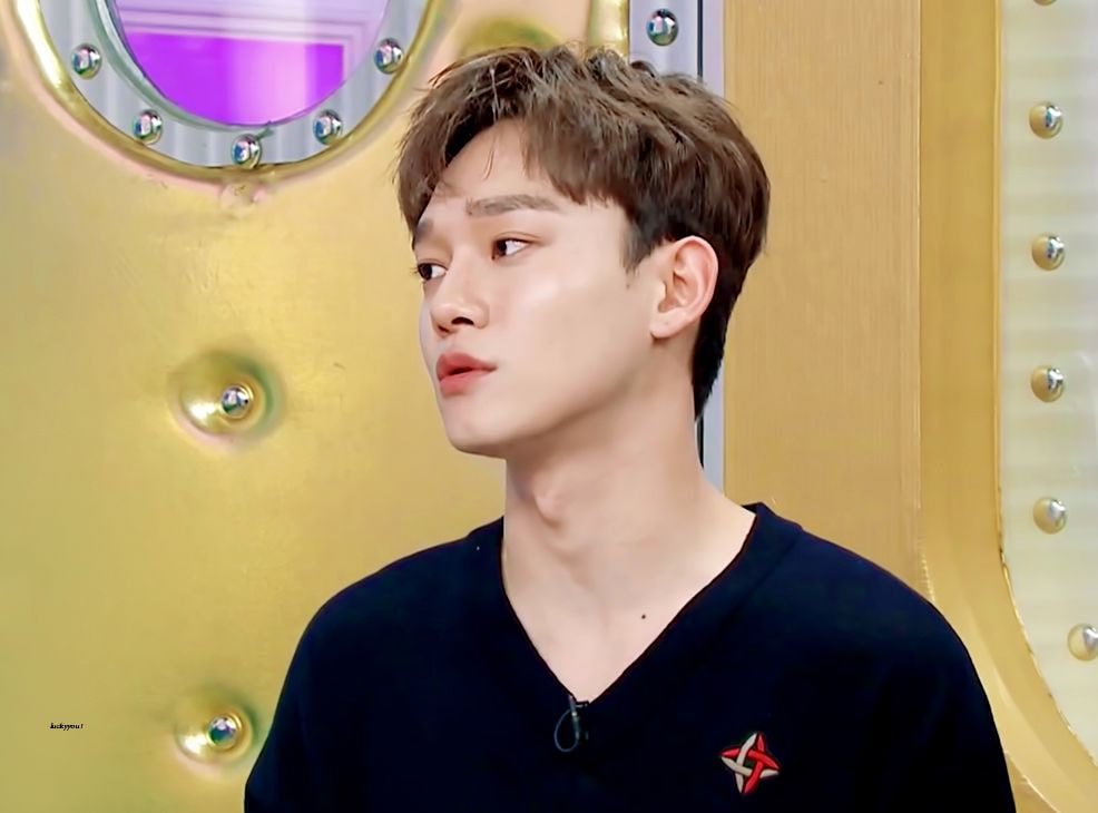 kjddoingthings's tweet photo. Jongdae got the bare minimum promotion as well as Baekhyun. SeChan didn’t promote at all!!!! WHAT ABOUT TREATING EXO BETTER FIRST??? #SM_보이그룹론칭_취소해 https://t.co/OdZR74d9Kr