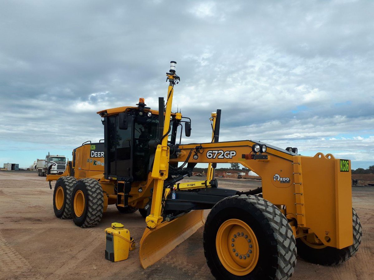 Successful delivery and training of the new Trimble Earthworks Grader system on a good looking John Deere 672 GP Grader. Congratulations to everyone involved and looking forward to working with RDO Equipment Australia team in the near future. #trimble #johndeere #earthworks
