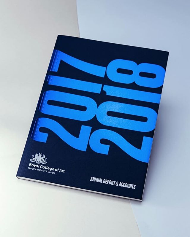 Wigstonpaper's tweet image. A blue foil on Senses Dartmouth Blue provides an inspiring and bold contrast.

@RCA  / Eureka! Design

#madewithsenses #wigstonpaper #annualreport