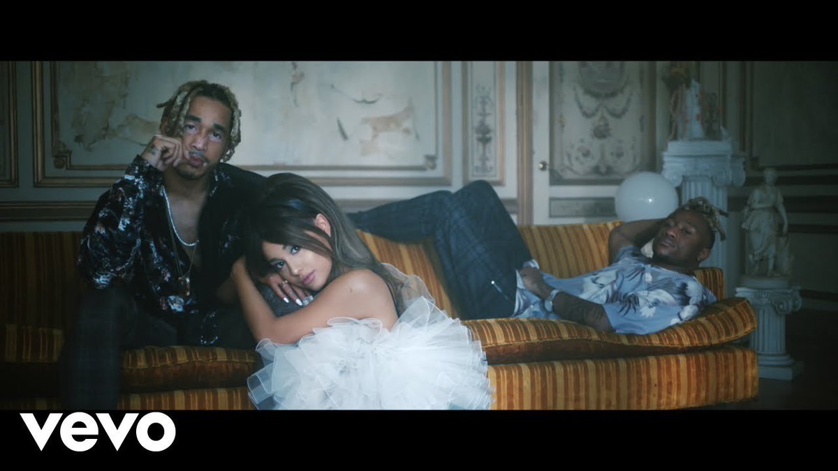 Disponible AK47FULL.NET Ariana Grande Ft. Social House - boyfriend (Official Video) ak47full.net/?p=189353&utm_…  #AK47FULL #AK47ELMOVIMIENTO