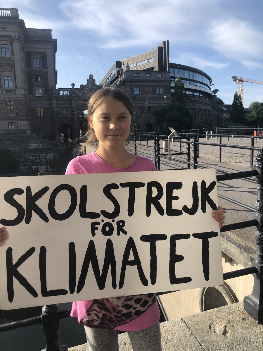 School strike week 50. This is the last day for me in Sweden for a very long time... We are all at Mynttorget as usual 8-15h. #fridaysforfuture #climatestrike #schoolstrike4climate