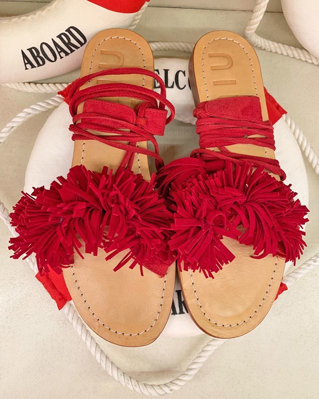 WELCOME ABOARD ⚓ #SummerSale -40% -50%
🛍 Place your order via WhatsApp ＋39 349 2693393 ⚡or email ecommerce@waitandsee.it 💌

#WaitAndSeeStyle #RememberToDance #WhatsAppAndSee #Sandals More on bit.ly/14OLMC8 #waitandseemilan