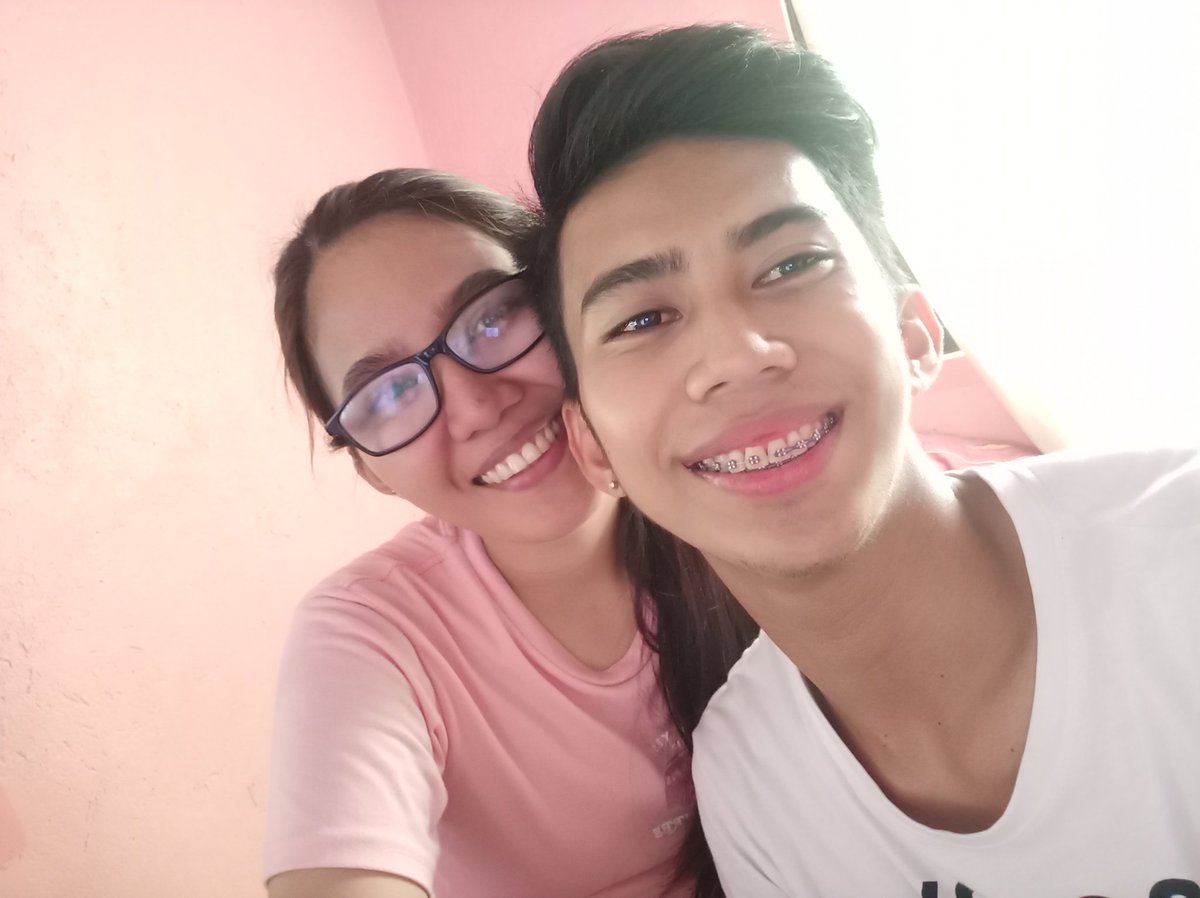 CspMrvn's tweet photo. I'm already contented to the person i love right now.💞

-Iloveyou😘💖 @SeraldeJeniferD https://t.co/wtAYA3eJUq