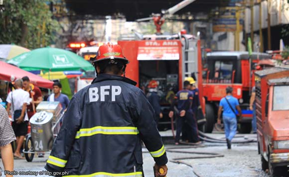 PolitikoWatch's tweet photo. .@RRD_Davao wants to arm BFP: Help kill the enemy
https://t.co/jwLqw6HFT5
@RTVMalacanang
#BureauOfFireProtection https://t.co/TmO8SrOYXu
