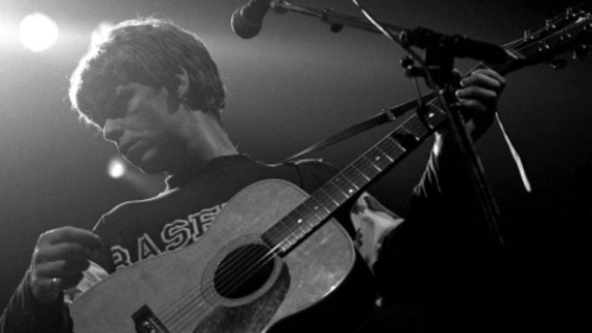 _The_Las's tweet photo. Happy birthday to the genius that is Lee Mavers 👁✨ https://t.co/yuxoYMZnTi