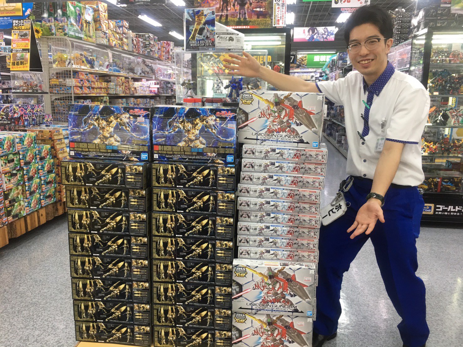 ヨドバシカメラ 秋葉原店 ガンプラ 買うなら ヨドバシアキバ 6fのホビーコーナーでは非常にたくさんのプラモデルを取り揃えています なかでもガンプラは抜群の品揃え 本日発売の下記2モデルももちろんご用意しています T Co