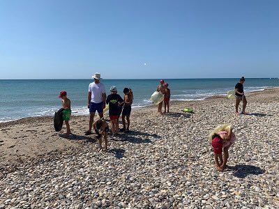 VBarthas's tweet image. 🏖 🌊 Matinée nettoyage de la plage de Villeneuve-lès-Maguelone et initiation au #tri #sélectif pour les jeunes de la Mosson encadrés par le centre de loisirs des #jeunes de #Montpellier Paillade #formation #pédagogie #travaildefond @Saurel_P @segura17283807