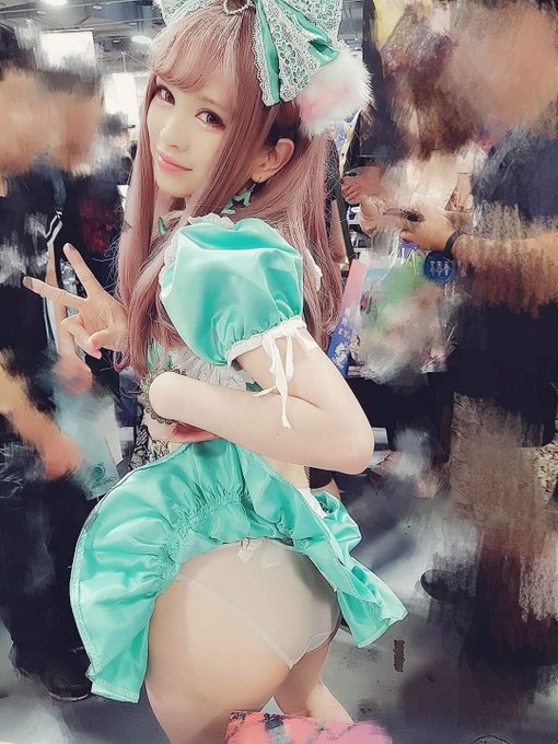 Twitterのコスプレ画像13