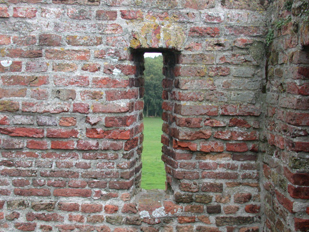 ClimatecWinLtd's tweet photo. Oooo wonder what castle these windows are going into? ππΉ π° #arrowslit #castlewindows #narrowwindows @REHAUWindows https://t.co/MDQsMeazeD