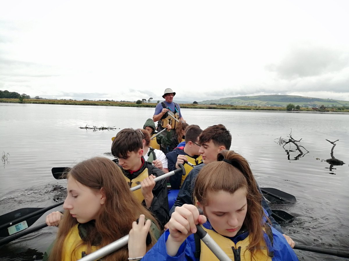 loughsagency's tweet photo. After canoeing from Lifford, the #FoyleAmbassadors collected 13 bags of rubbish at Strabane Canal earlier this week. #conservemore #trashtag #johnmuiraward #liveherelovehere https://t.co/fLwSBN9iQI