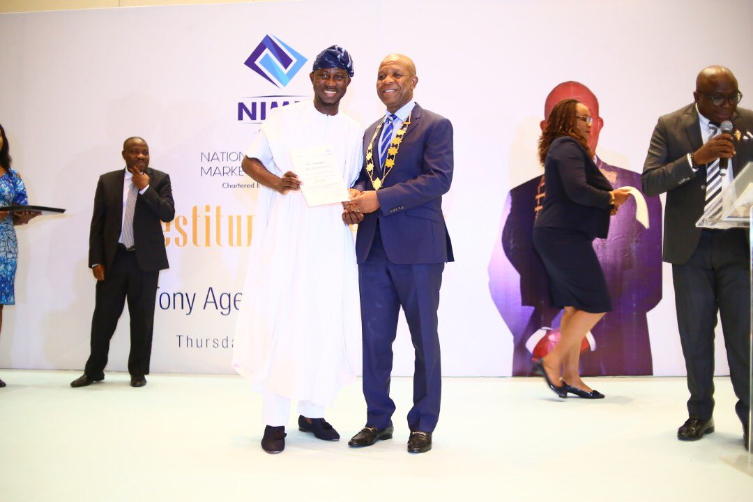 ID_Africa's tweet photo. Founder, ID Africa, Ayeni Adekunle, yesterday, August 1, 2019 joined an elite class of distinguished Nigerian professionals following his induction as a Fellow of the National Institute of Marketing of Nigeria (NIMN).
•
It is possible!
•
#IDAfrica #BHMGroup https://t.co/HzDIs398ff