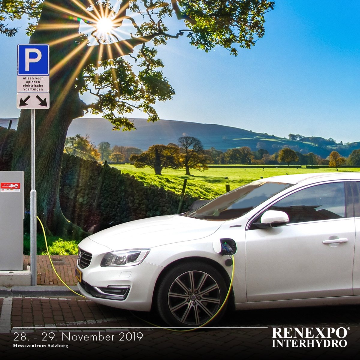 renexpo's tweet photo. #Wasserkraft und #Elektromobilität passt nicht zusammen? Doch! ⚡ Alle Informationen dazu finden Sie in unserem #RENEXPO BLOG ▶ https://t.co/S3rhLAAdde https://t.co/Iojtd3cqlK
