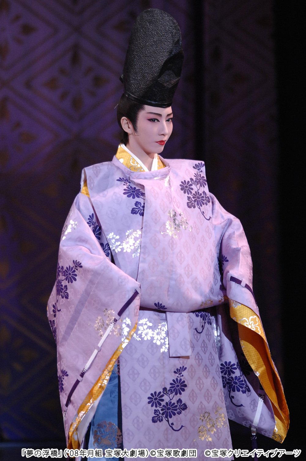 時代劇専門チャンネル いざ源氏物語の世界へ 華麗なる宝塚歌劇の世界 夢の浮橋 08年月組 宝塚大劇場 8 3 土 午後3 00 源氏物語 最終章を元に 匂宮 瀬奈じゅん 薫 霧矢大夢 浮舟 羽桜しずく のめくるめく恋模様を描く 匂