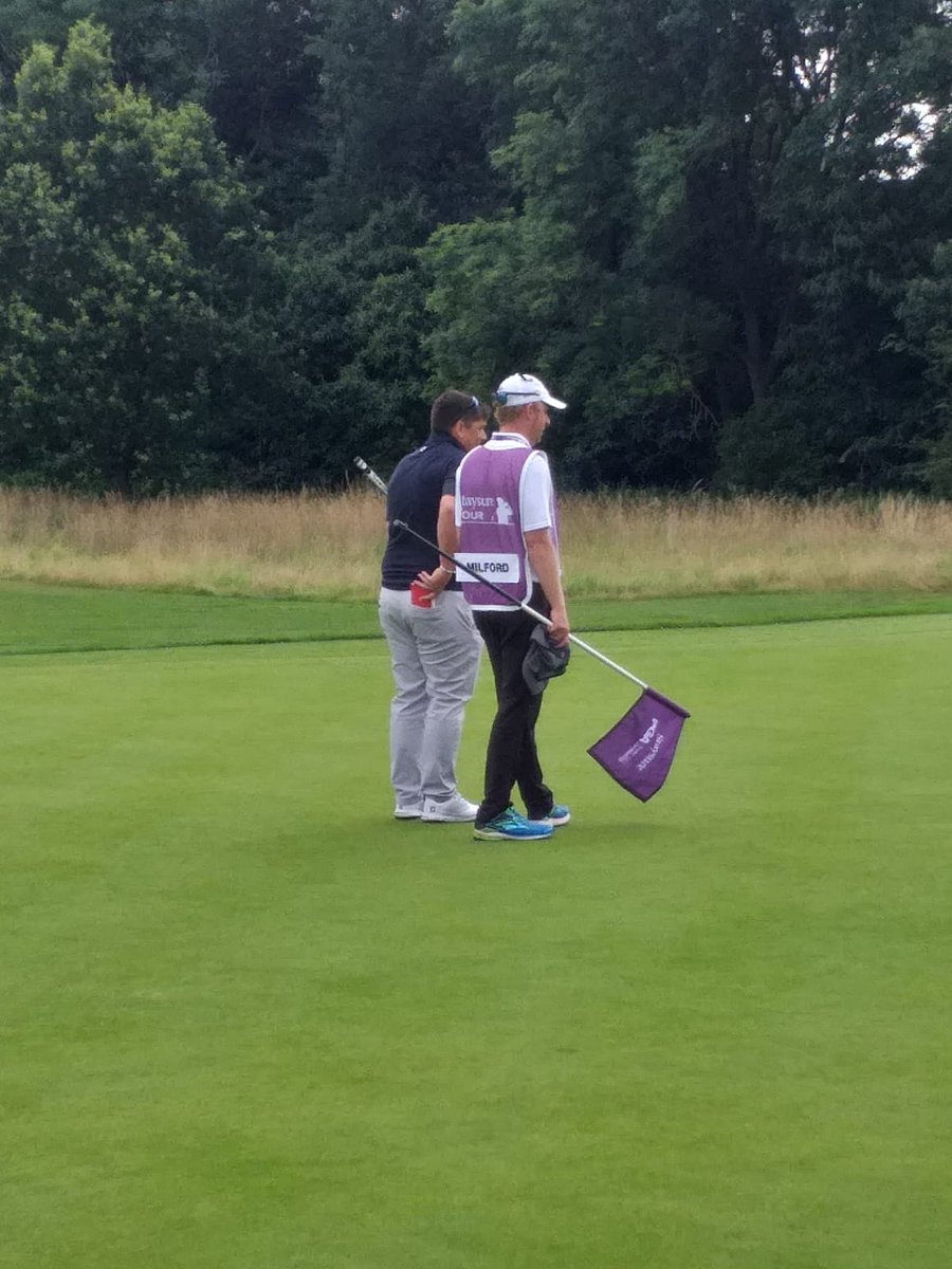 Kent Under 18’s Coach Tim Milford competing in the StaySure PGA Seniors Championship this week at The London Club with Kent Under 16’s coach Steve Mitchell caddying 🏌️‍♂️⛳️🏆

Follow Tim’s progress via: europeantour.com/staysuretour/s…

#SeniorsGolf #Tour #Coaches #KentGolf #TeamKent