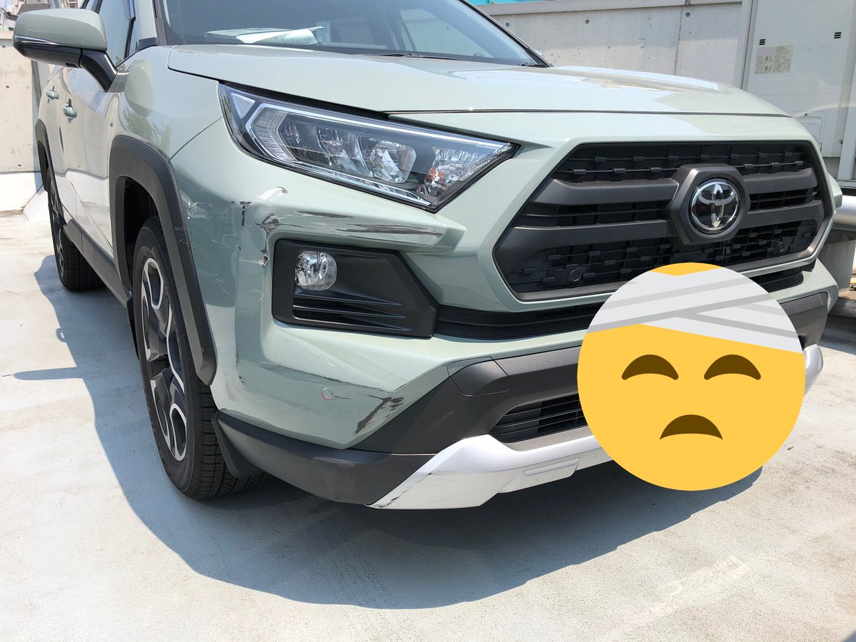 maimu0617's tweet photo. 7/29 19:13頃に神戸市須磨区行幸町2-2でコインパーキングに停めてるところを当て逃げに会いました。

この二台探してますもし見かけたら教えてください。

拡散おねしゃす😑

#RAV4 #当て逃げ https://t.co/8hpIGO3rBJ