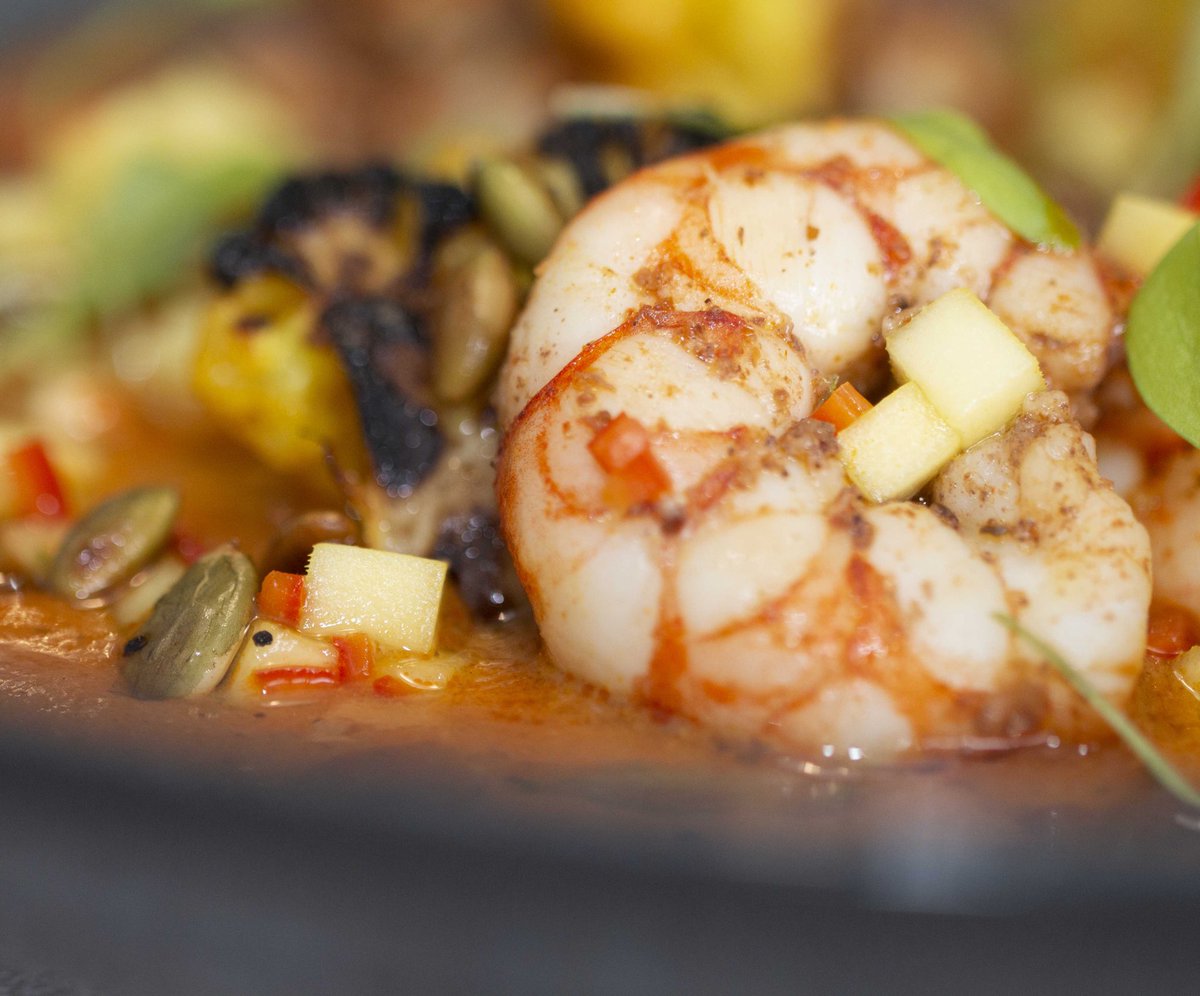 SeahawkLtd's tweet photo. The weekend is nearly here 💙
#fridayfeeling #seafood
@Girlyfishmonger @crazyfishlady76 @SaucyAffairRaw @FisheliciousUK @thebakingnanna1 @OppermannJe @pavlovaandcream @CulinaSocialis @pescatarian @EmmaShawcross1 @KitchenSanc2ary @ArmandoMPereira @fishcitybelfast @chowderbelfast https://t.co/reiLgb6M4K
