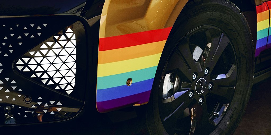 MOIAmobility's tweet photo. Feiert mit uns morgen den #christopherstreetday. Wir sind bei der Parade und beim Straßenfest dabei. Für alle, die nicht persönlich da sein können, begleiten wir den Tag in unserer Instastory. 🏳️🌈 @Hamburg_Pride
#sharemoia #hamburgpride #CSD19 #CSDHamburg https://t.co/dv3r3mh1mj