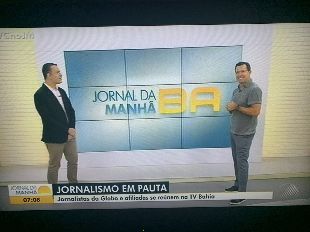 ccandido1's tweet photo. Olha quem está  no Jornal da Manhã de Salvador - BA. Rodrigo Bocardi convidado pra uma participação especial. O JM volta já! 👏🏼👏🏼👏🏼 https://t.co/w14tb83qrX