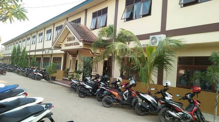 Smansa sekarang cet nya baru lg loh kakk tidak hijau hijau lagi #infoajaaah