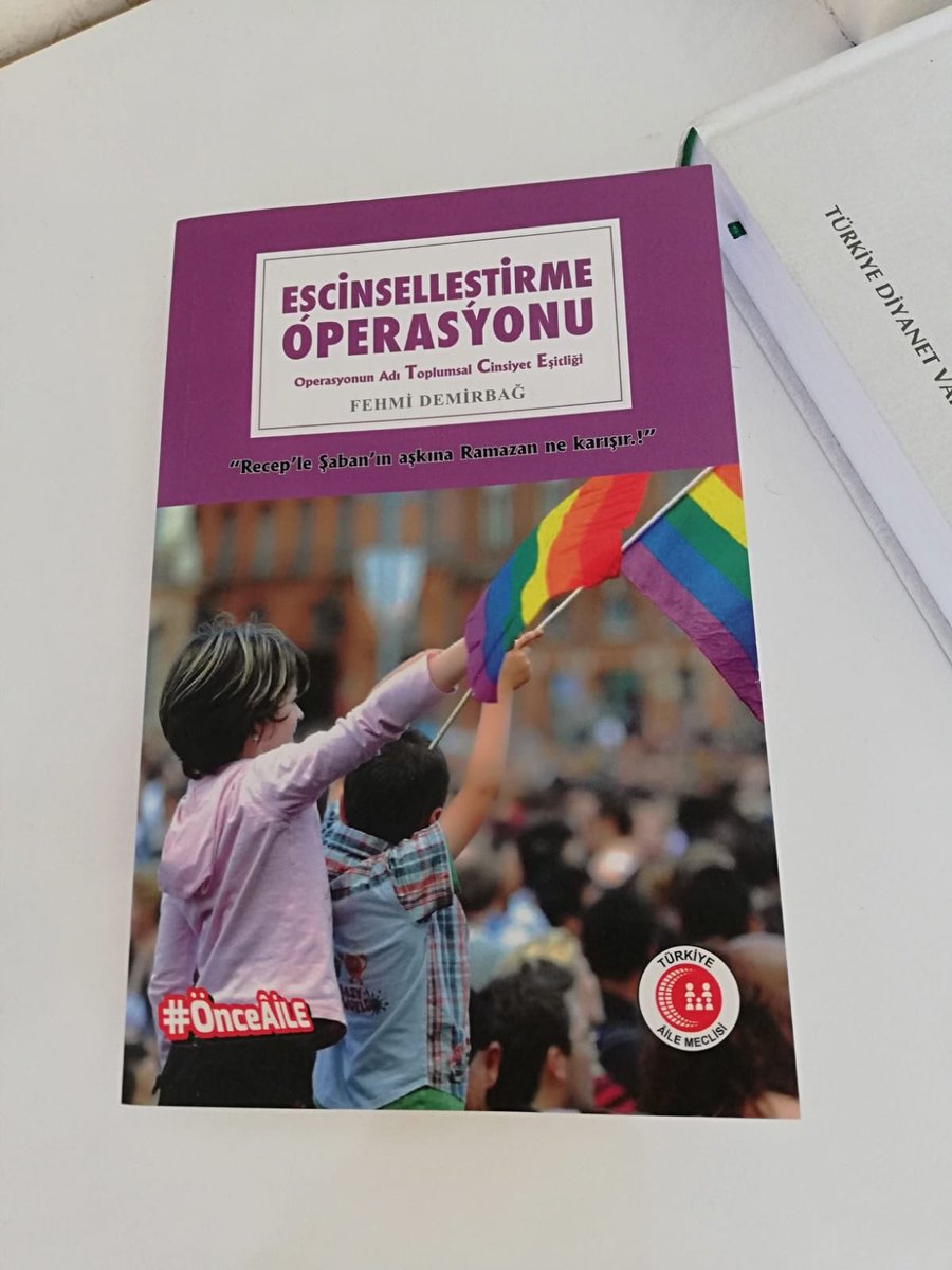 SOS #İnsanlığıTehditEdenİstanbulSözleşmesiFeshedilsin Aile Yıkan CEDAW İstanbul Sözleşmesi Fitnesi ile Mücadele Haftası #önceAİLE ETKİNliklerimiz ve imza kampanyamız ülke çapında devam ediyor TurkiyeAileMeclisi.net AileMeclisi.net AileHaklari.org <a href="/AileMeclisiorg/">#Aile #ÖnceAile Türkiye ÂİLE Meclisi</a>