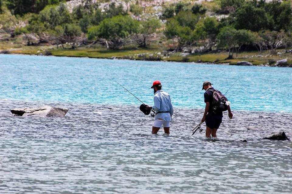 PakistanPlaces's tweet photo. Let the currents guide your heart~
So enthral isn’t it? Do you guess this place? If not, it is named as the “Mysterious Lake”, also familiar with The Khukush (Baha) Lake located District Ghizer, Gilgit-Baltistan.
#PakistanTravelPlaces #ghizerdistrict #bahalake #tourism https://t.co/4uK5TS9E8A