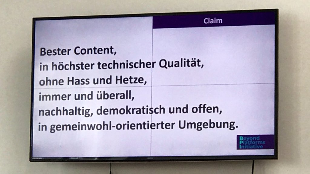 HappyStreaming's tweet photo. Ein erster knackiger Claim für die Beyond Platforms Initiative von der Storytelling-Gruppe. 😅 Wird! #bpi19 #beyondplatforms https://t.co/P6Jpadvlxz