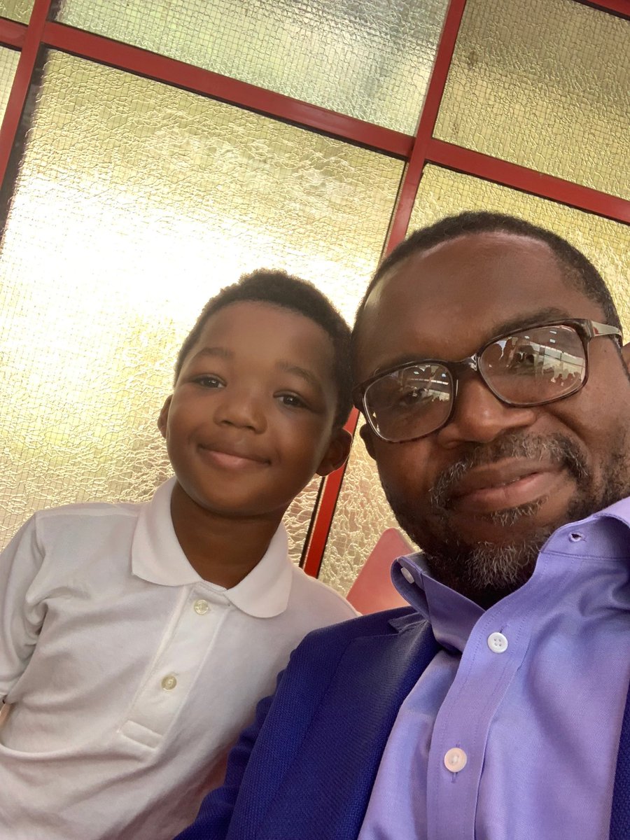 chukwuli's tweet photo. #YAMC2019
At Young Authors Mentorship Camp 2019 with my nephew Nonyem. We are hear to promote reading and writing. https://t.co/oTZUXdUJAX