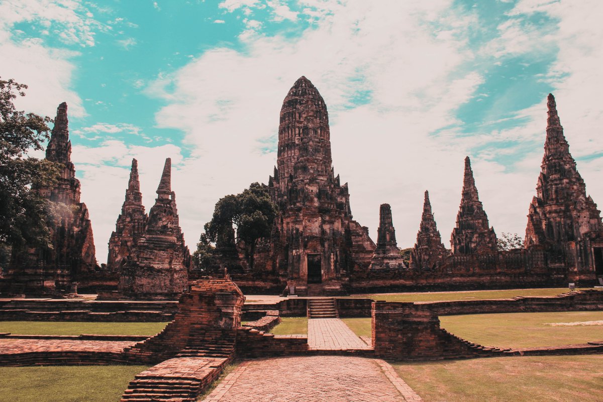 foolography's tweet photo. There is a lot out there to explore with your UNLEASHED!
This photo is from Thailand, by our team member Lis!
#thailand #exploremore #travel #travelphotographer #nikon #canon #cameragear #kickstarter #unleashed #foolography #autthaya #landscape #landscapephotographer https://t.co/yjHNVKAMd3