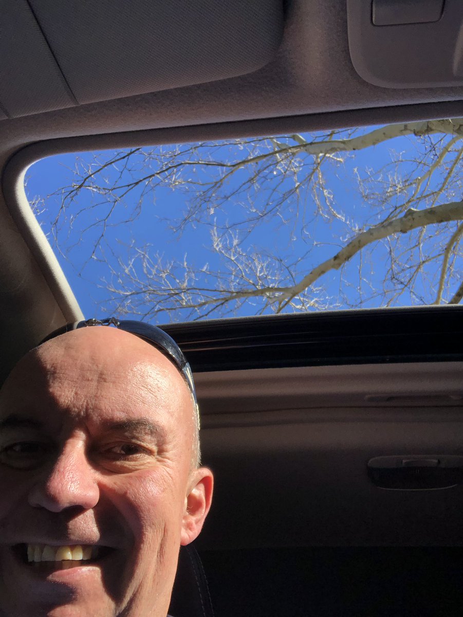 RichardMoore95's tweet photo. Bucket list ✔️ #Sunroof #Slipslopslap https://t.co/dh4K3EkdhW