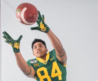 AmyJones711's tweet photo. The start of #MarquesJones84 last fall camp as a Baylor Bear starts today. Wishing the best to my #DoubleBands son and his teammates & coaches. Now letโs make this a #SicEm season to remember!!!! https://t.co/L7aUu6bSgu